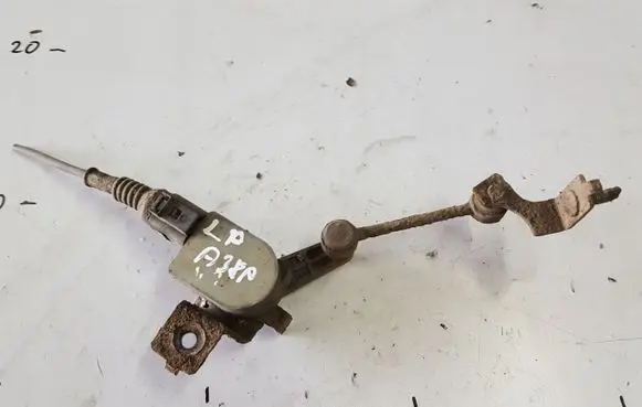Headlight/headlamp level sensor