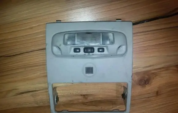Ford Mondeo MK II Front seat light 2s7t15k609bc