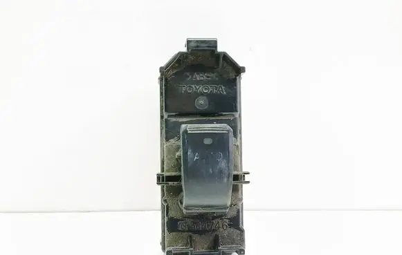 Toyota Avensis Verso Electric window control switch 8403044020
