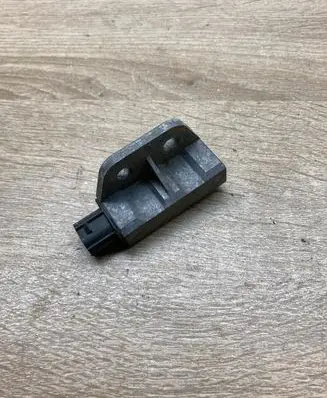 Nissan Maxima Airbag deployment crash/impact sensor FACN004X160254