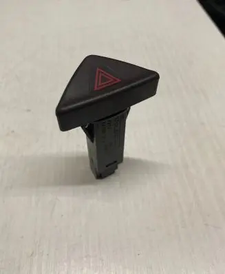 Volvo XC70 Hazard light switch 9441045