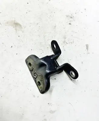 KIA Sportage Rear door lower hinge