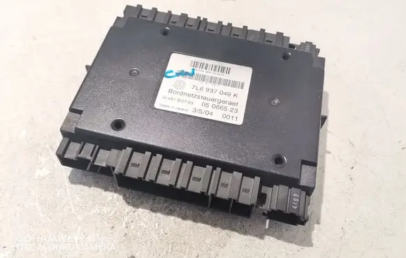 Volkswagen Touareg I Comfort/convenience module 7L6937049K 05066523