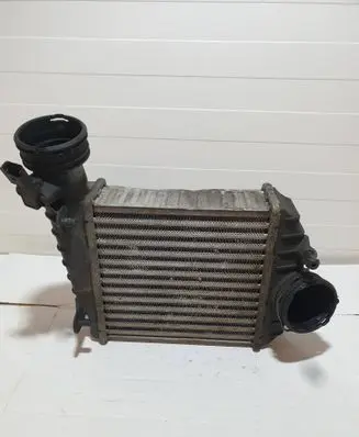 Skoda Superb B5 (3U) Intercooler radiator 1790765 3B0145805J