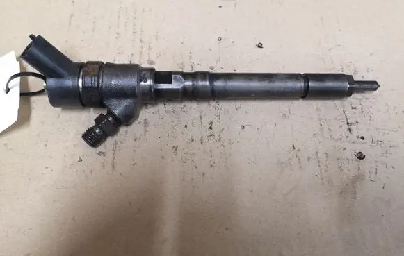 KIA Sportage Fuel injector 0445110126
