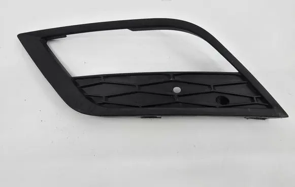 Seat Leon (5F) Front fog light trim/grill 5f0853665a