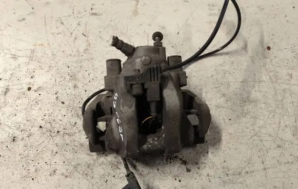 Mercedes-Benz E W212 Rear brake caliper
