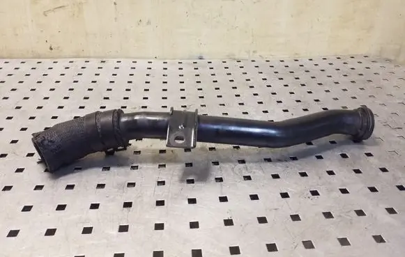 KIA Sorento Engine coolant pipe/hose