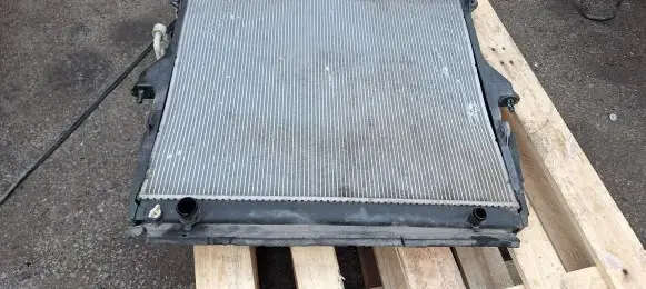 Ford Ranger Radiator set 