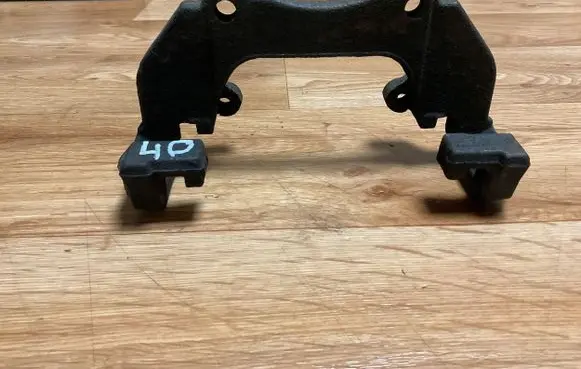 Volvo V50 Front Brake Caliper Pad/Carrier 