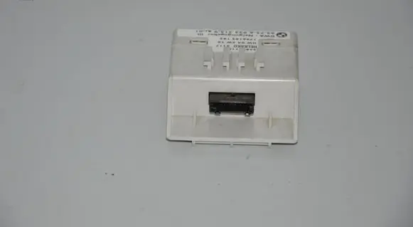BMW 5 E39 Yaw turn rate sensor 6923215