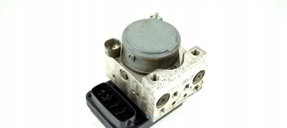 Toyota Land Cruiser (J120) ABS Pump 44510-60060
