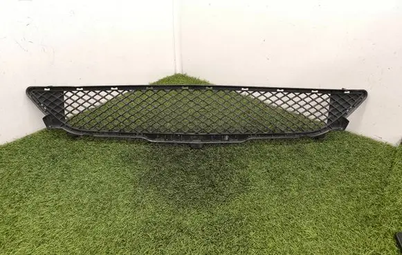 Mercedes-Benz B W246 W242 Front bumper lower grill A2468851122