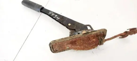 Handbrake/parking brake lever assembly