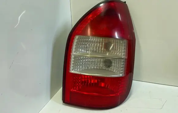 Opel Zafira A Rear/tail lights 51740002 00025174