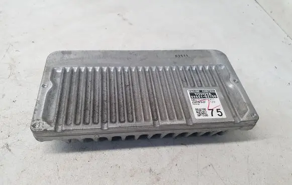 Toyota Auris E180 Engine control unit/module 896610Z750