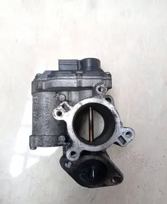 Renault Scenic II - Grand scenic II EGR valve 8200327004