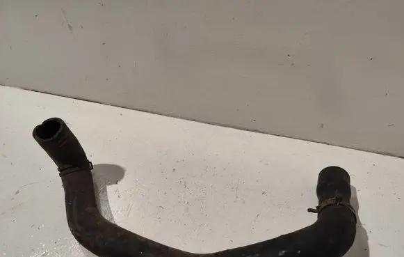 Ford Focus Engine coolant pipe/hose 98ab8b273dg