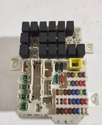 Mitsubishi Colt Fuse box set MN108319 0280 7B06