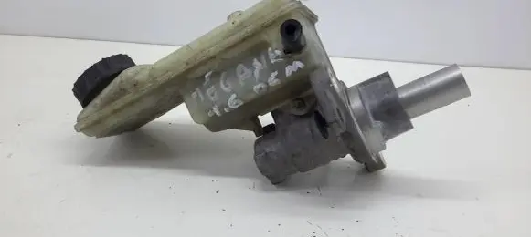 Renault Megane II Master brake cylinder