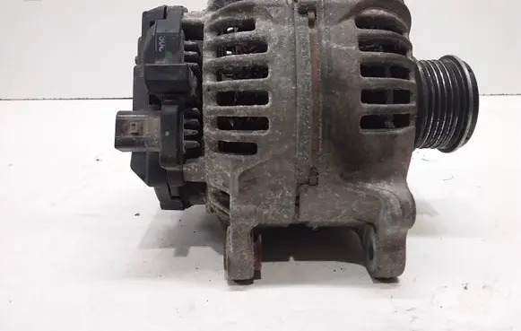 Volkswagen Caddy Generator/alternator 06F903023F