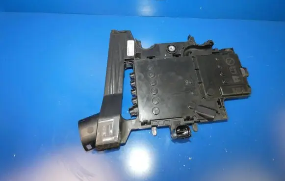 Volvo S90, V90 Fuse module 32200112