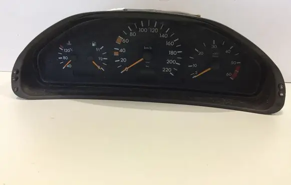Mercedes-Benz E W210 Speedometer (instrument cluster) 2105405147