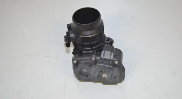 BMW X1 F48 F49 Throttle valve 8512452 13548512452