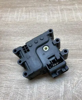 Mazda 323 F Air flap motor/actuator 3401P