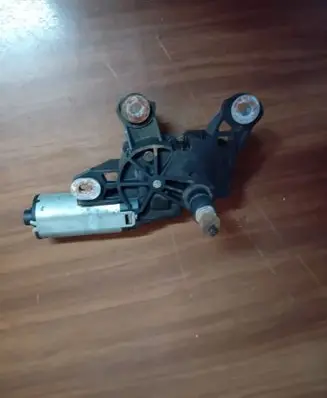 Volkswagen PASSAT B5.5 Rear window wiper motor 