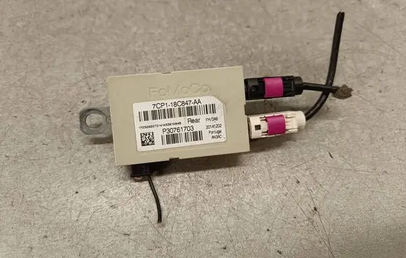 Volvo S60 Aerial antenna amplifier 7CP118C847AA 20141202 P30761703