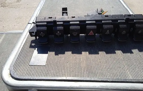 Peugeot 3008 I A set of switches 96638425XT