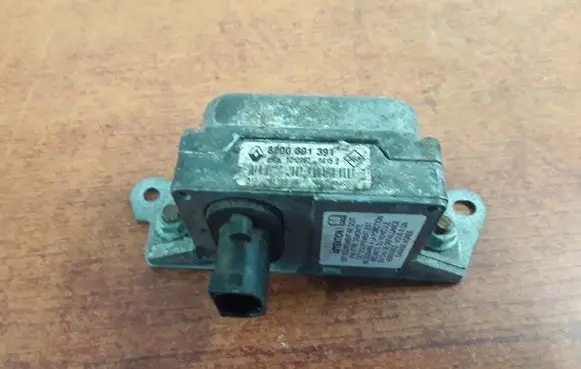 Renault Espace - Grand espace IV ESP acceleration yaw rate sensor 8200301391