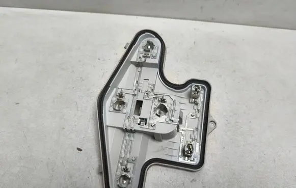 Skoda Yeti (5L) Tail light bulb cover holder 5L0945257
