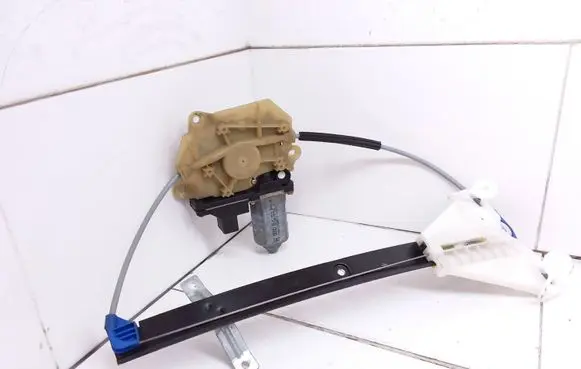 Audi A3 S3 8L Rear door window regulator with motor 8L4959801A