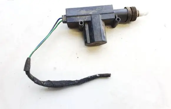 Citroen Xsara Picasso Central locking motor 