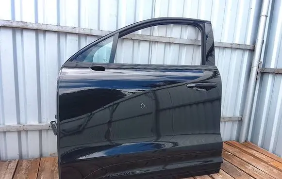 Porsche Macan (95B) Front door 95B831311A