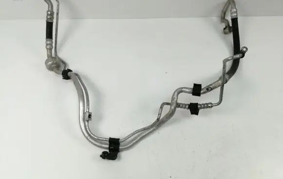 KIA Ceed Air conditioning (A/C) pipe/hose