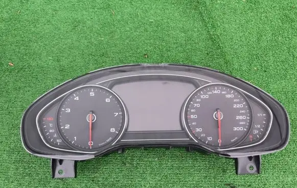 Audi A8 S8 D4 4H Speedometer (instrument cluster) 4H0920390Q
