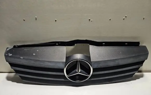 Mercedes-Benz Vaneo W414 Front grill A4148800085