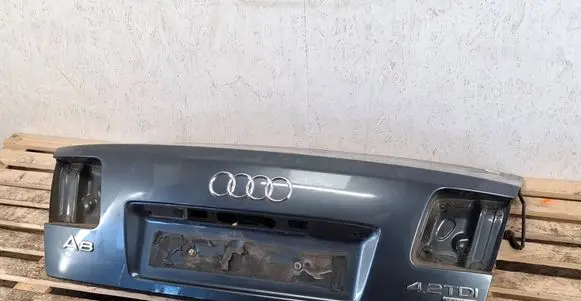 Audi A8 S8 D3 4E Tailgate/trunk/boot lid