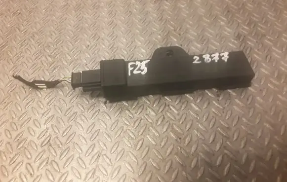 BMW X3 F25 Keyless system antenna 9220832