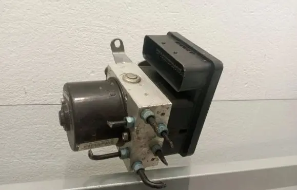 BMW 1 E81 E87 ABS Pump 6789300 6789301 006786