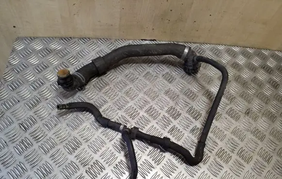 Volkswagen PASSAT B8 Engine coolant pipe/hose 5Q0122101CN