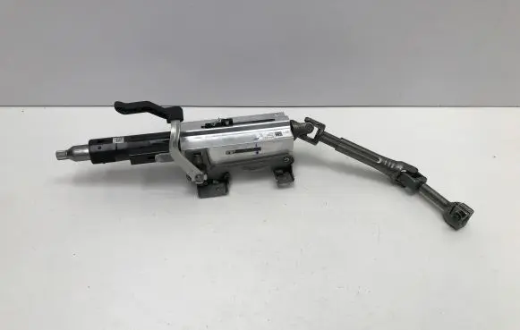 Volvo XC40 Steering wheel axle 32346263