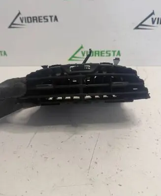 Peugeot 208 Dash center air vent grill 9672848677 1089181X 2770001