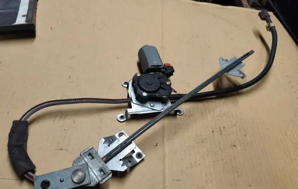 Jeep Cherokee XJ Rear door window regulator with motor