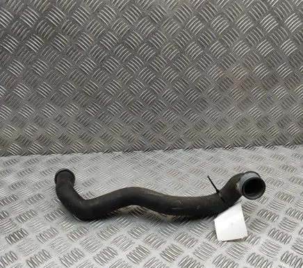 Mercedes-Benz C W204 Engine coolant pipe/hose A2045013182