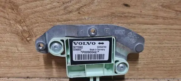 Volvo C70 Airbag deployment crash/impact sensor 30773062