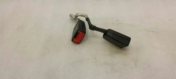 Audi A3 S3 8P Middle seatbelt buckle (rear) 8P0857739C